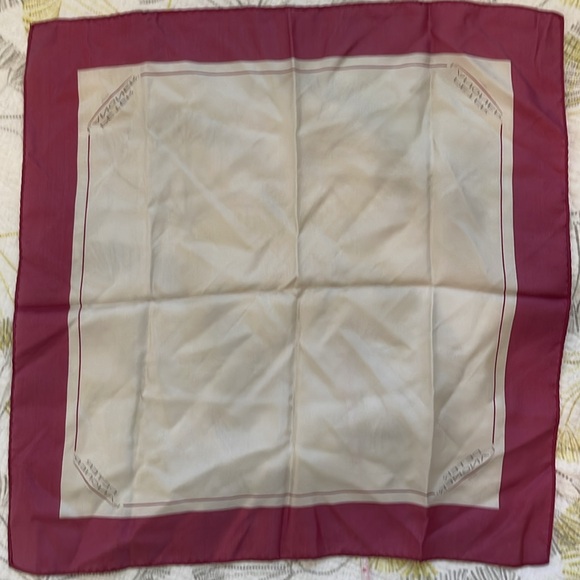 Vintage 1970s Peter Langner Paris square scarf - Picture 3 of 4